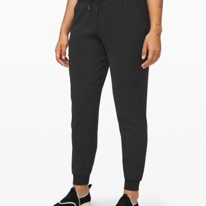 On The Fly Jogger (Woven)